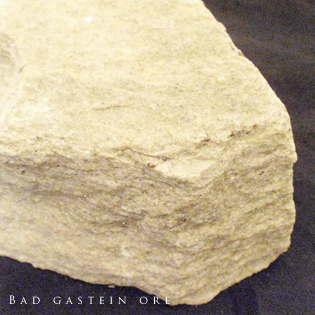 バドガシュタイン鉱石　原石